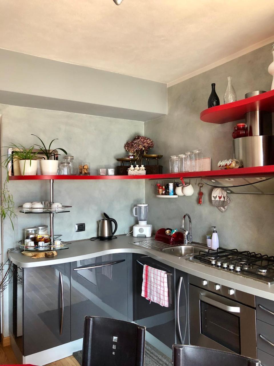 Tremezzina Appartamento Red & Grey Mezzegra ภายนอก รูปภาพ